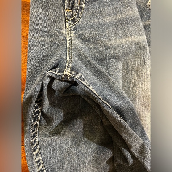Silver Suki Capri jeans, size 24 - Picture 7 of 9